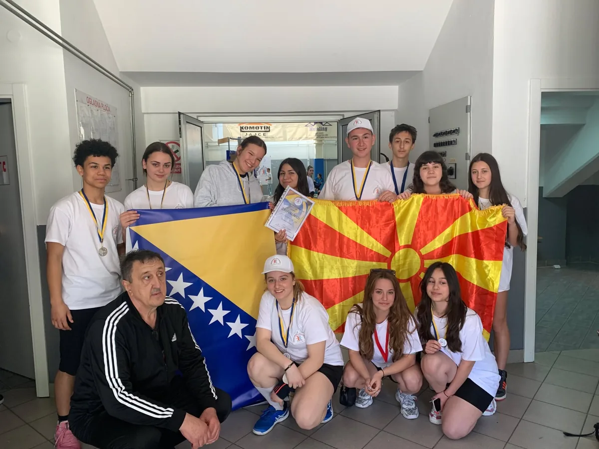 Sports Bridges participants. The archive does not include a separate image of the online workshops.